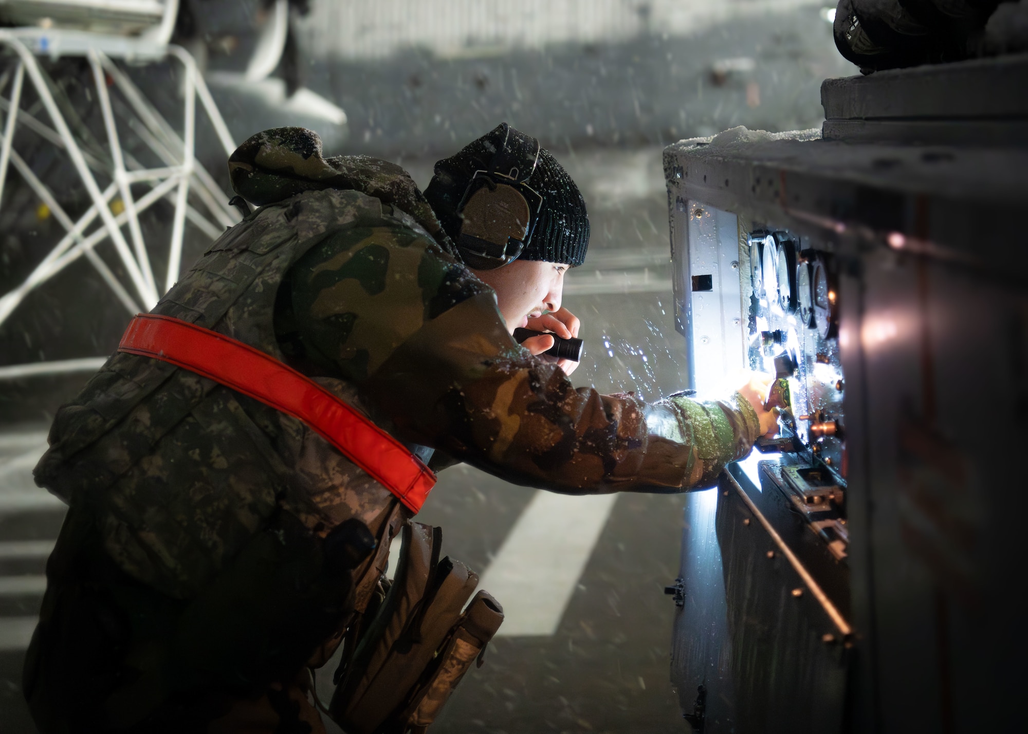 electrical panel nighttime maintenance operations