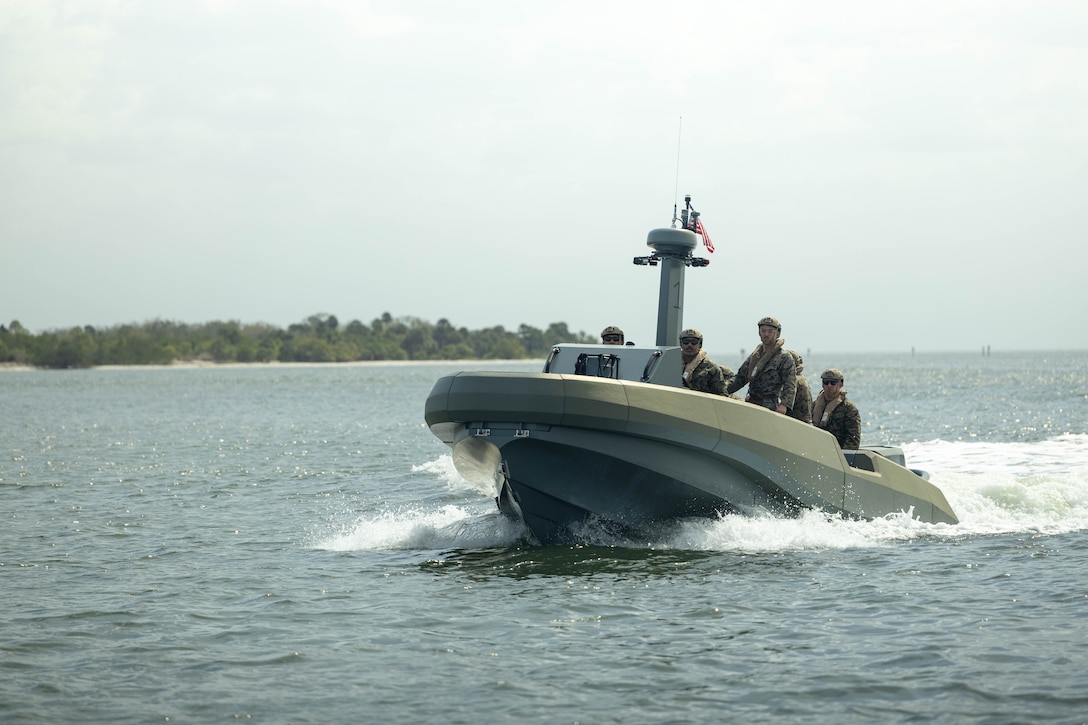 4th AABn conducts open water operations with multi-mission ...