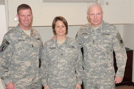 Staff Sgt Misty Barr with the Sergeant Major of the Army Kenneth O. Preston and LTG William G. Webster, Commanding General 3rd Army/ USARCENT (2010)