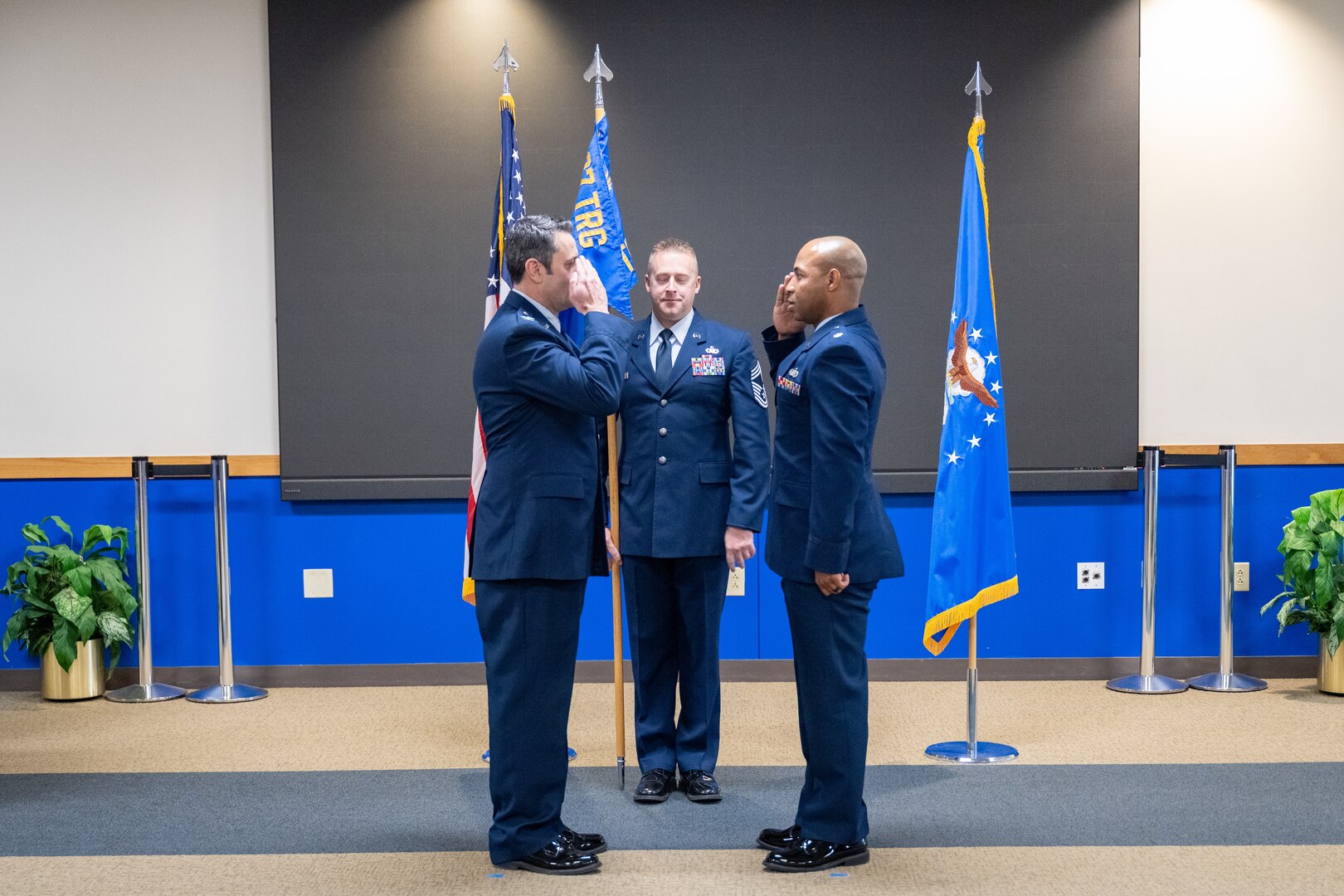Darden assumes command of 433rd TRS ‘Raiders’