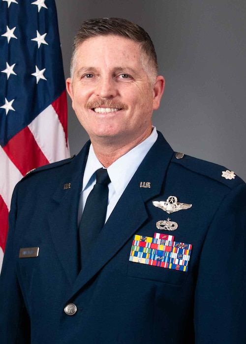 Photo of Airman