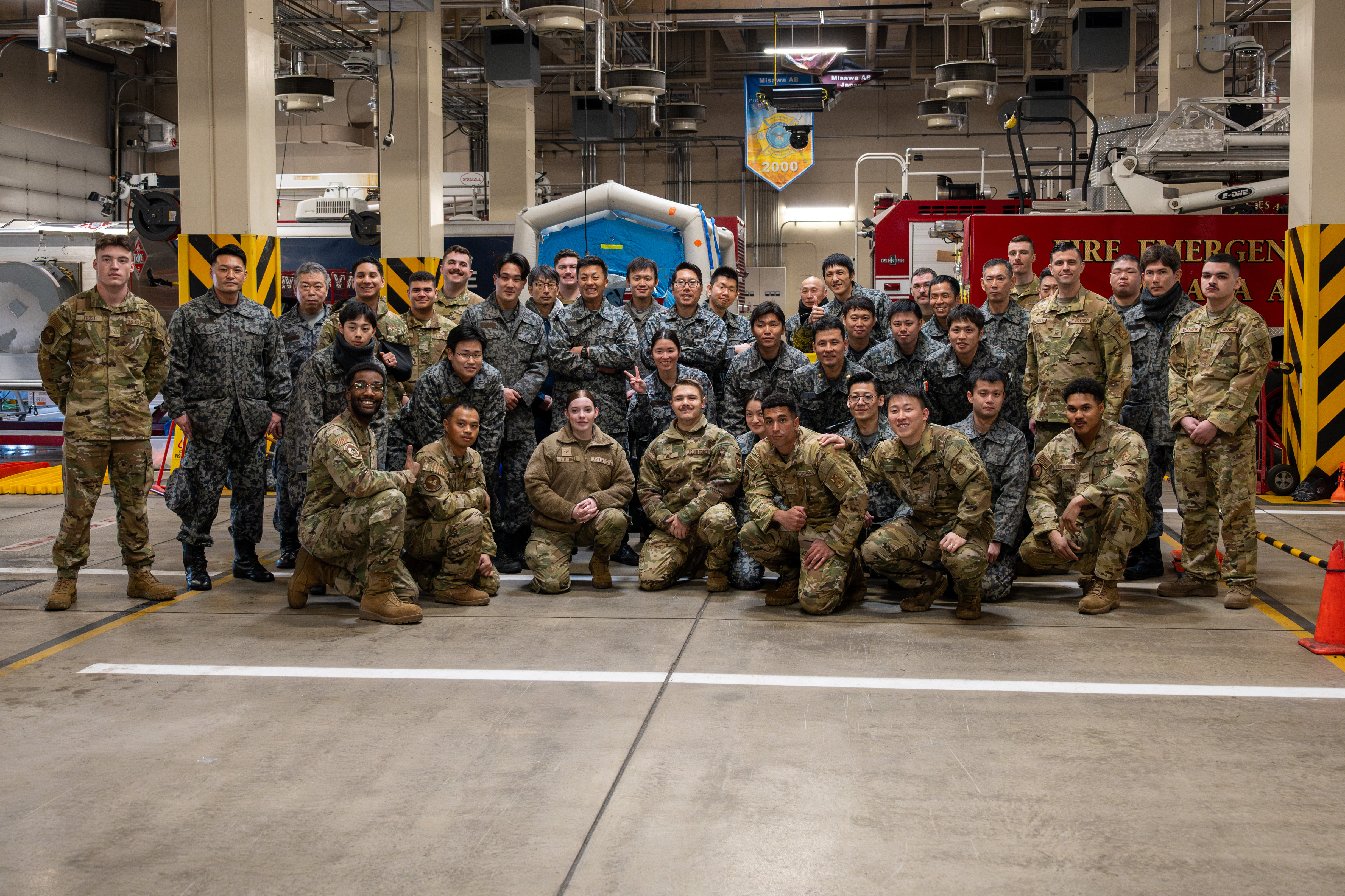 アントニーズ商会 米空軍 三沢基地 TASK FORCE 72 JAPAN 35th FW Forges Fireproof Bonds > Misawa Air Base > Article Display