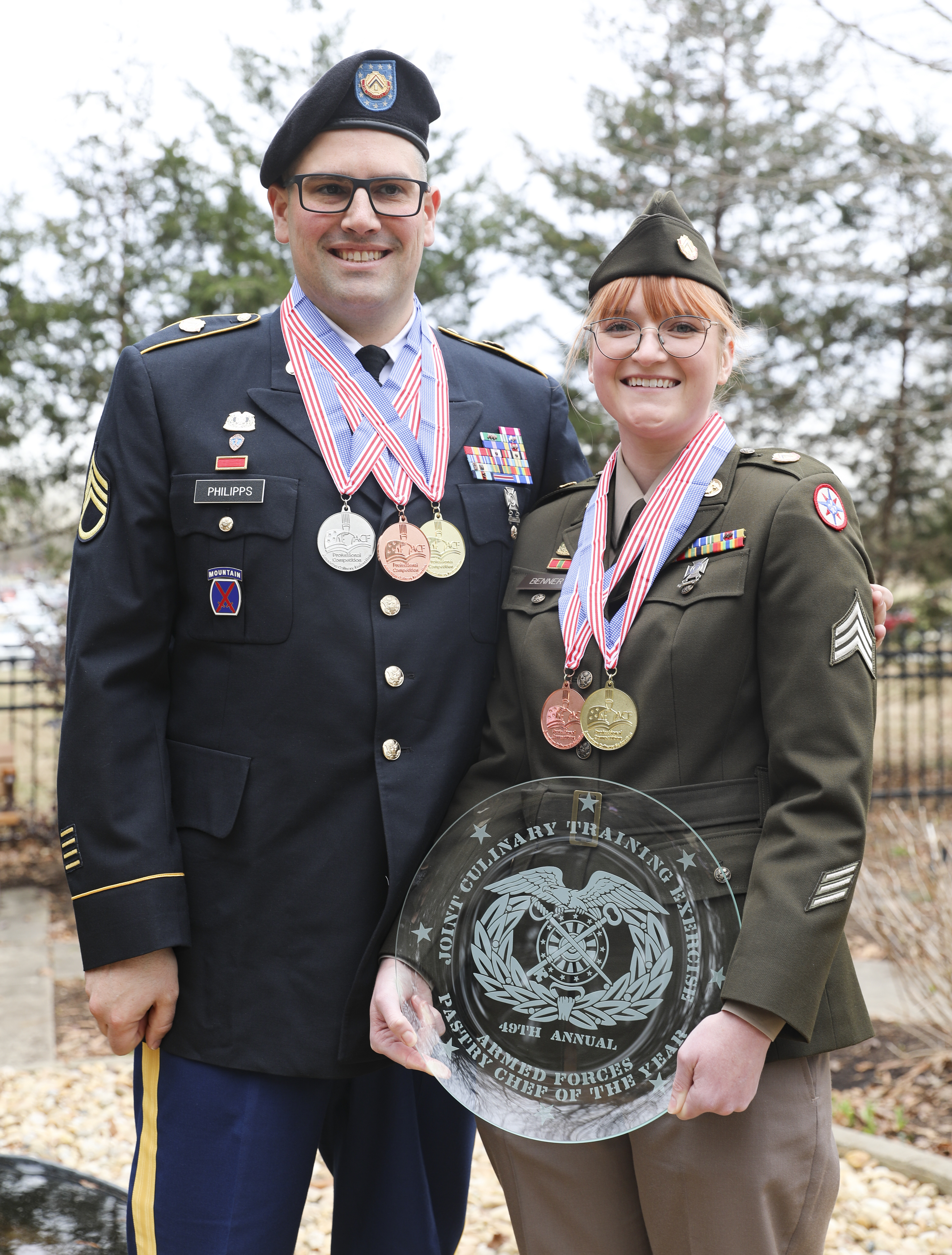 アメリカ軍　Award of Excellence チャレンジ 509th Maintenance Group soars to Daedalian Trophy victory > Air
