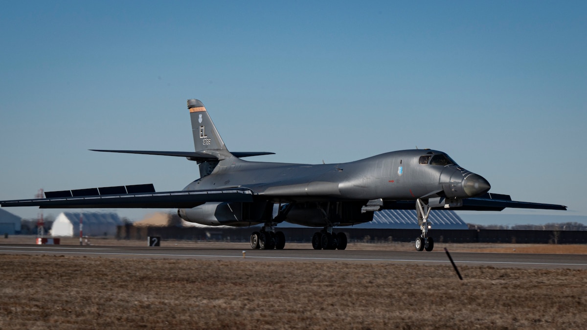 80s 米軍 AIR-TO-GROUND RECOGNITION Kelly Field: key in Cold War speed race > Joint Base San
