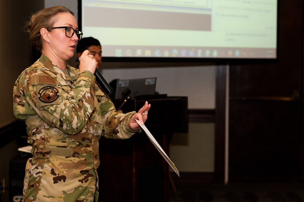 A U.S. Air Force Col. addresses attendees during an Aeromedical Evacuation Weapons System Council