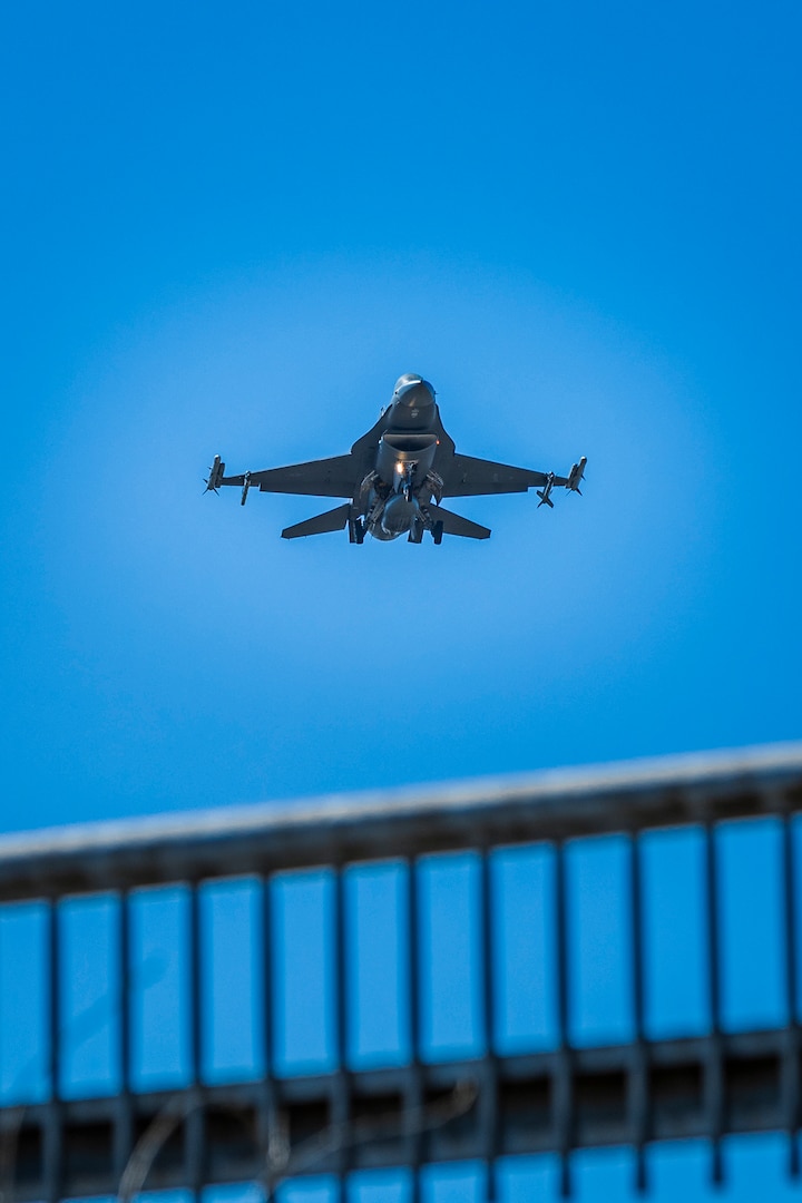 Lone Star Gunfighters fly over
