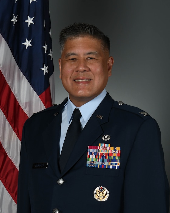 Colonel Lance A. Aiumopas official photo.
