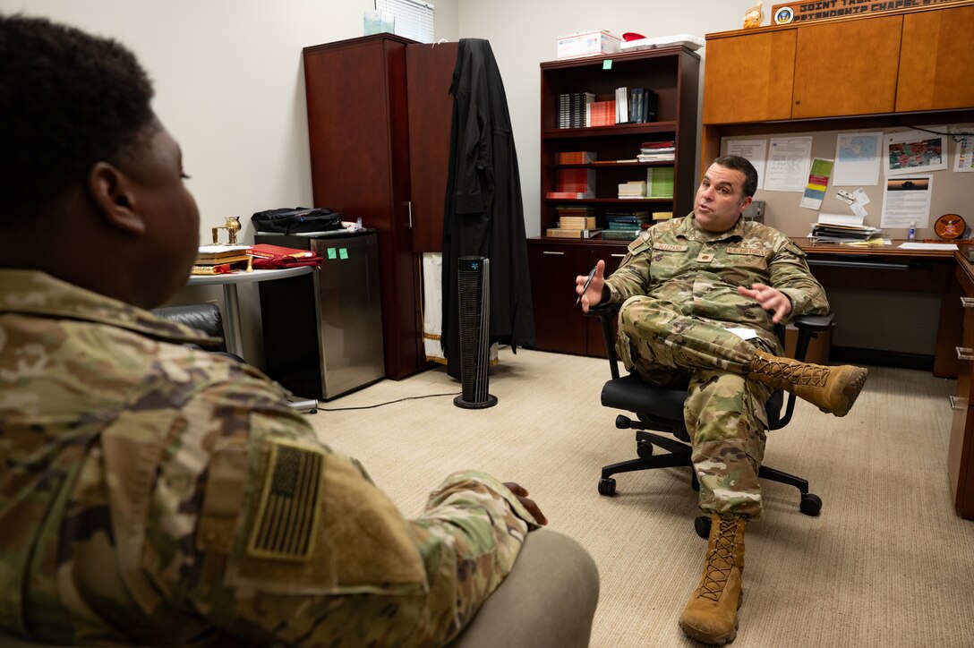 U.S. Air Force Maj. Charles Blizzard, Joint Task Force-Bravo chaplain, sits down with a 228th Aviation Battalion member to talk about what the chaplain office offers during a Resiliency Round Robin at Soto Cano Air Base, Honduras, March 11, 2025.