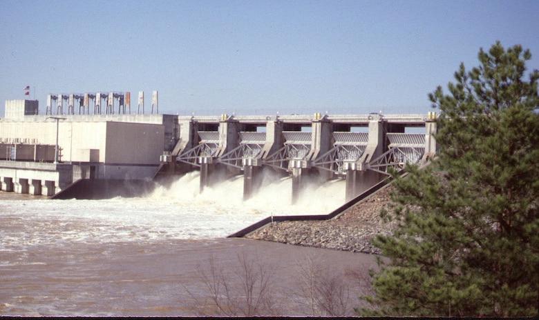 Picture of a dam.