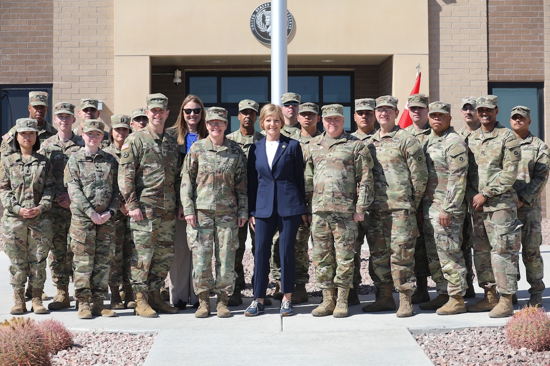 Building stronger connections: Congresswoman Lee visits George W. Dunaway Army Reserve Center