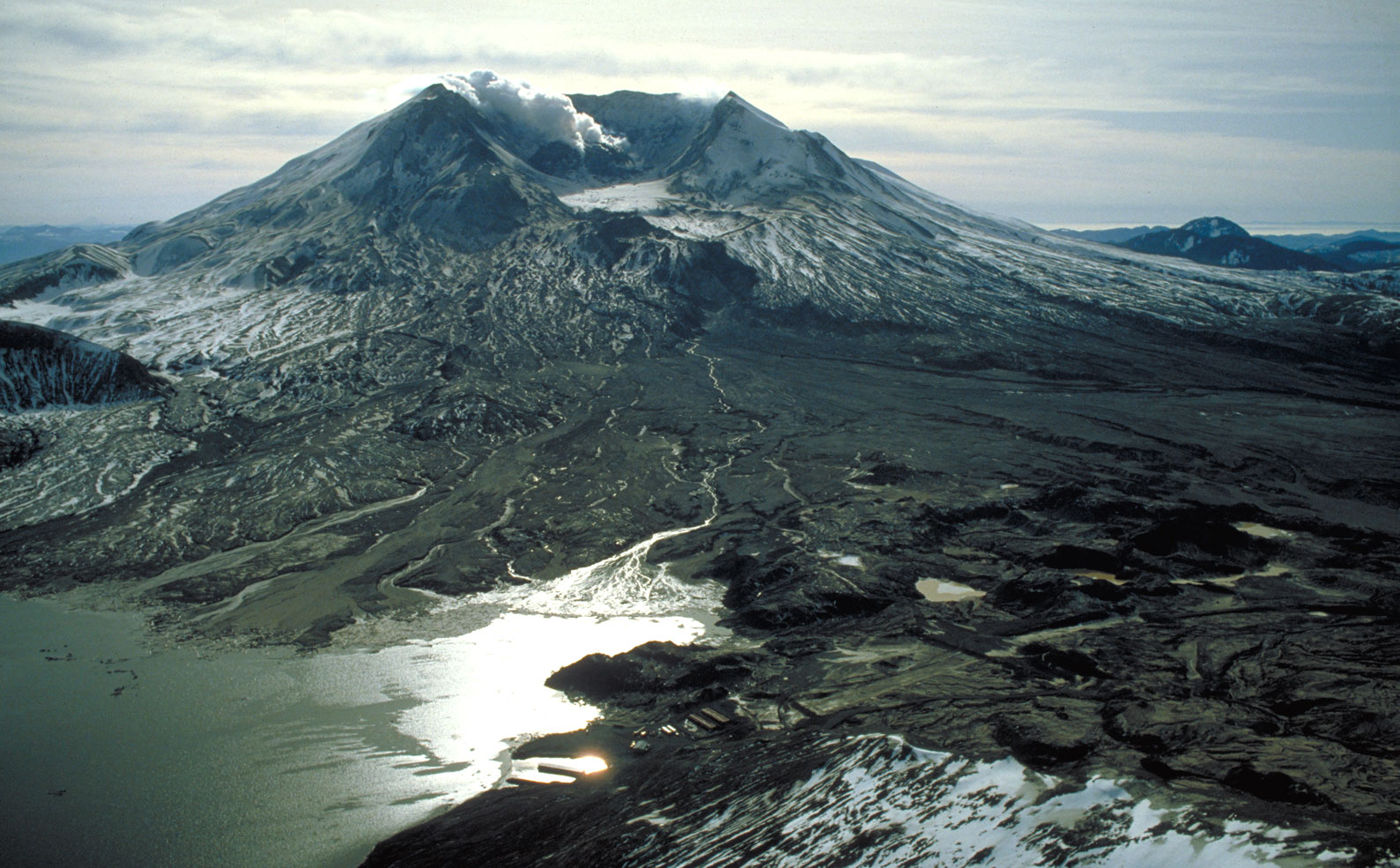 An image of Mount St. Helens