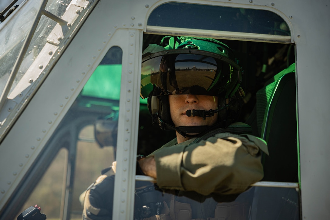 A U.S. Marine Corps UH-1Y Venom utility helicopter with Marine Light Attack Helicopter Squadron (HMLA) 773, 4th Marine Aircraft Wing, Marine Forces Reserve, lands in order to transport U.S. Marines during a field exercise on Camp Shelby Joint Forces Training Center, Mississippi, March 12, 2025. MARFORRES Marines conducted the exercise to maintain proficiency in warfighting, communication and leadership skills common to all Marines. (U.S. Marine Corps photo by Lance Cpl. Van Hoang)