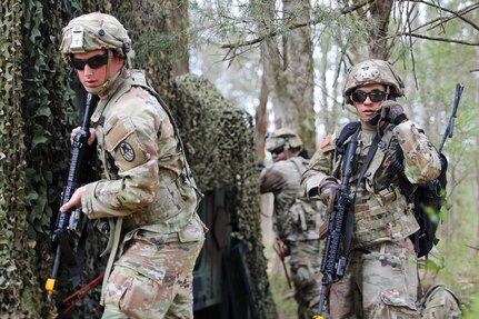 Military Police students attending the Tennessee Army National Guard’s Military Police Basic Course conduct tactical training at Smyrna’s Volunteer Training Site March 19, 2025. The students graduated from the four-week course March 21 and are now U.S. Army law enforcement officers and the newest members of the Military Police Corps.
