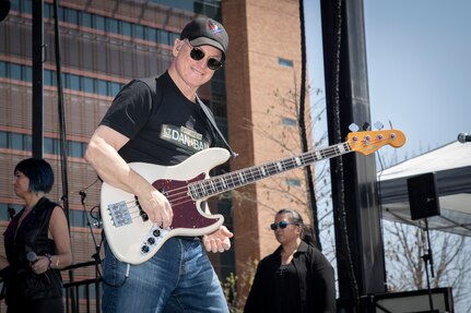 Gary Sinise brings Invincible Spirit Festival back to Brooke Army Medical Center