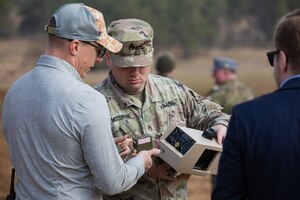 Soldiers demonstrate counter-drone tech in Germany
