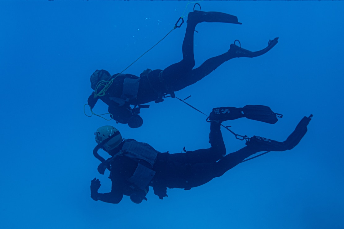 U.S. Navy SEAL Aquarius Dive Training
