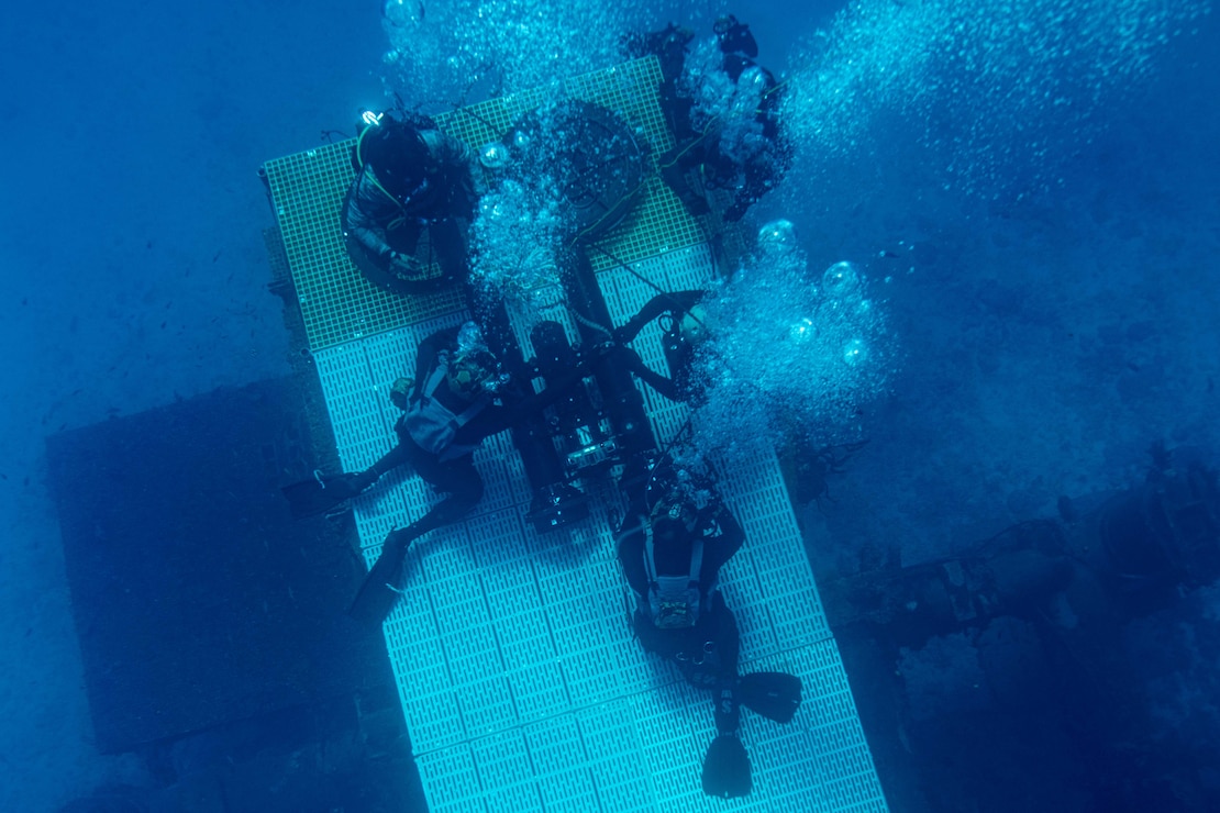 U.S. Navy SEAL Aquarius Dive Training