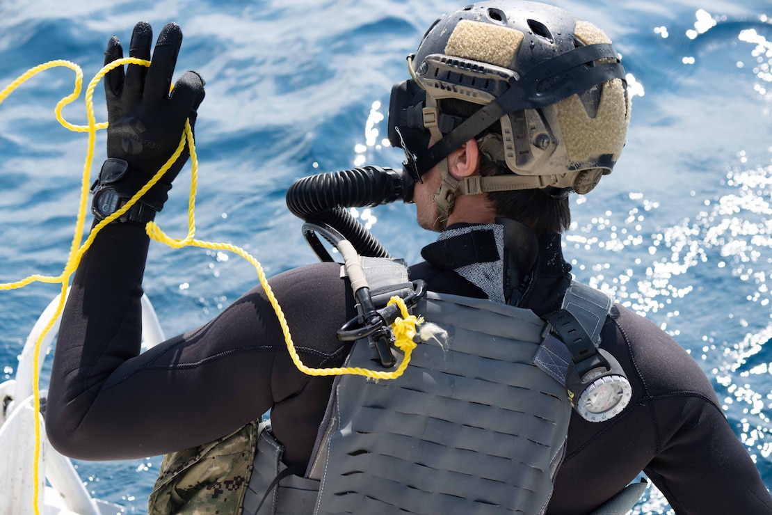 U.S. Navy SEAL Aquarius Dive Training