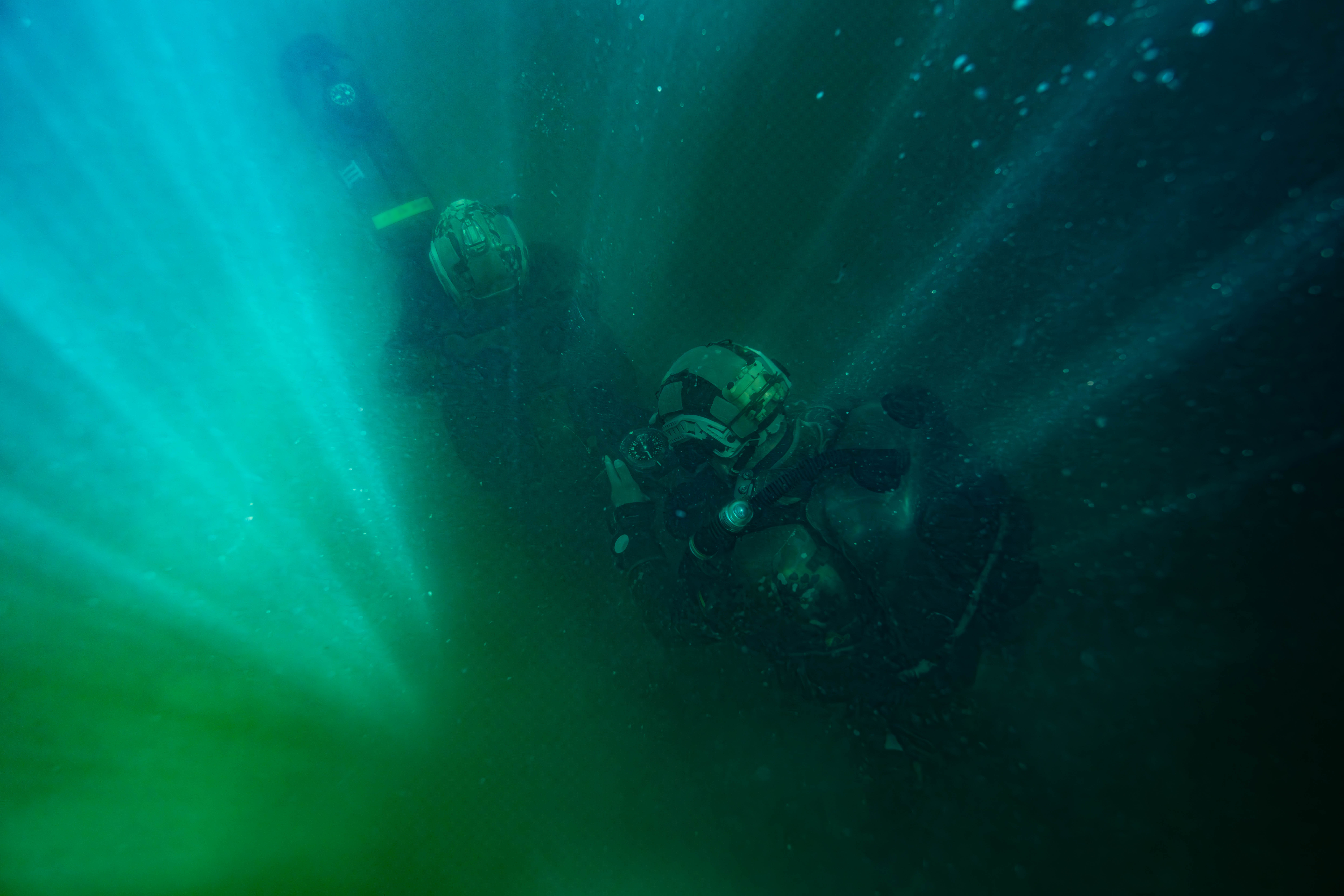 U.S. Navy SEAL and German Naval Special Ops Dive Training