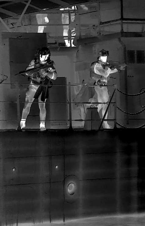 U.S. Navy SEAL and German Naval Special Ops Dive Training