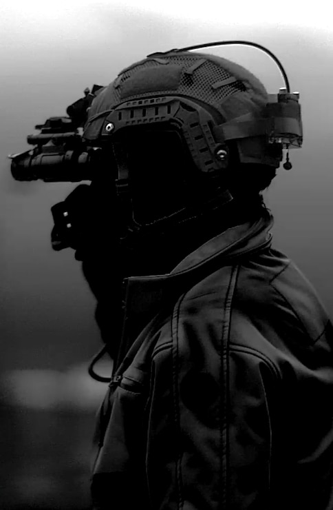 U.S. Navy SEAL and German Naval Special Ops Dive Training