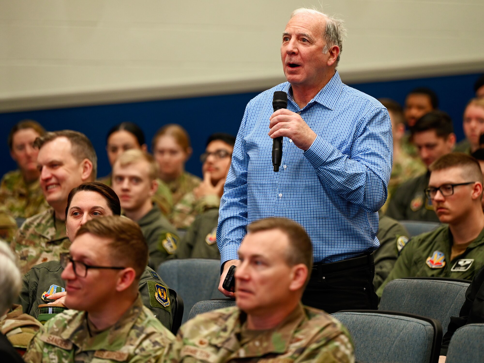 A guest engages during a Q&A session at the 552nd Air Control Wing’s fireside chat at Tinker Air Force Base, Oklahoma, March 27, 2025.
The discussion featured Gen. Gregory M. Guillot and retired Gen. Lori J. Robinson, who shared leadership lessons and reflections on their time with the wing.
(U.S. Air Force photo by Garrett N. Cole)