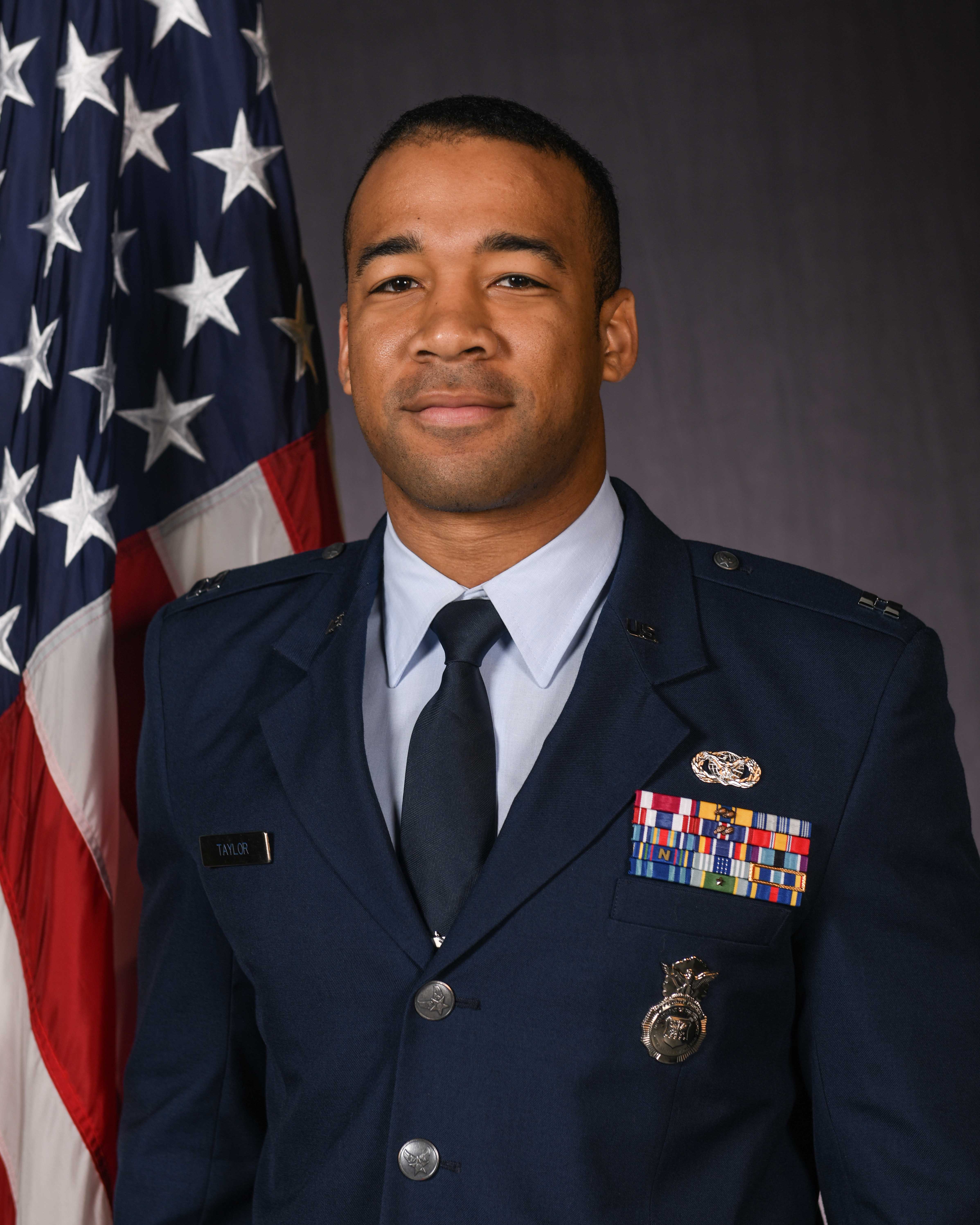 AFMC top performers set standard for excellence > Air Force Accessions ...