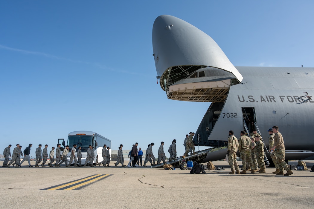 JROTC Cadets tour a US Air Force C5
