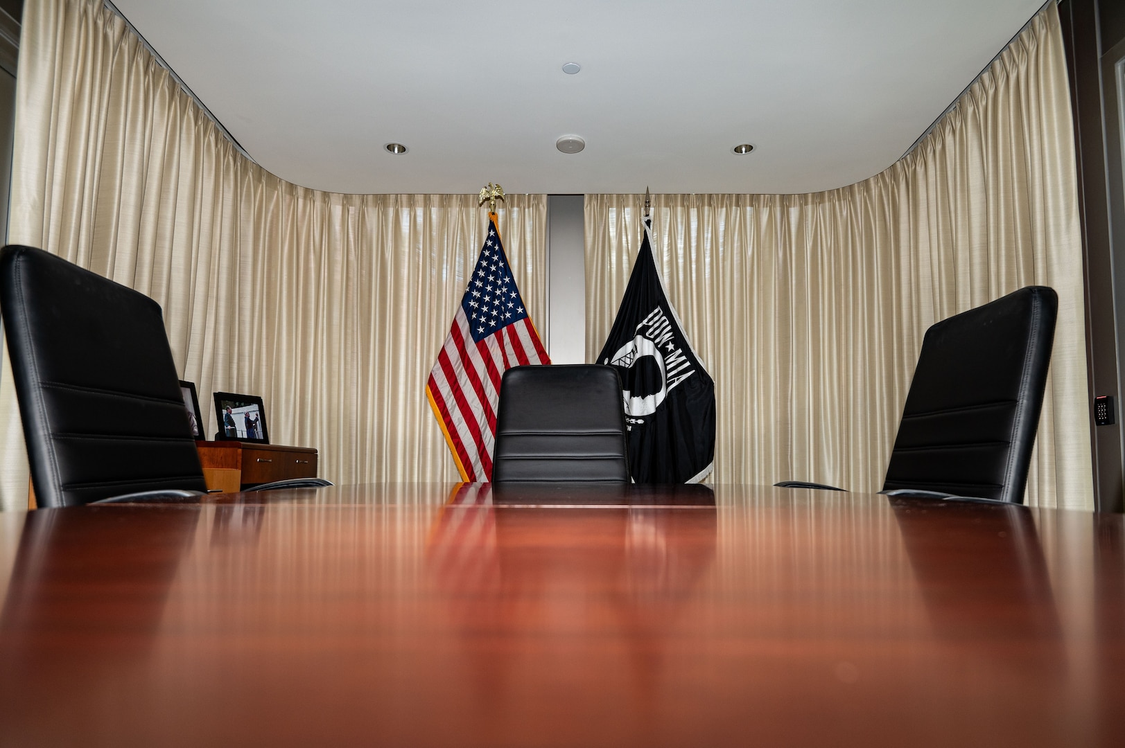 A photo of the Family Viewing Room inside the Defense POW/MIA Accounting Agency at Joint Base Pearl Harbor-Hickam, Hawaii, May 2, 2025.