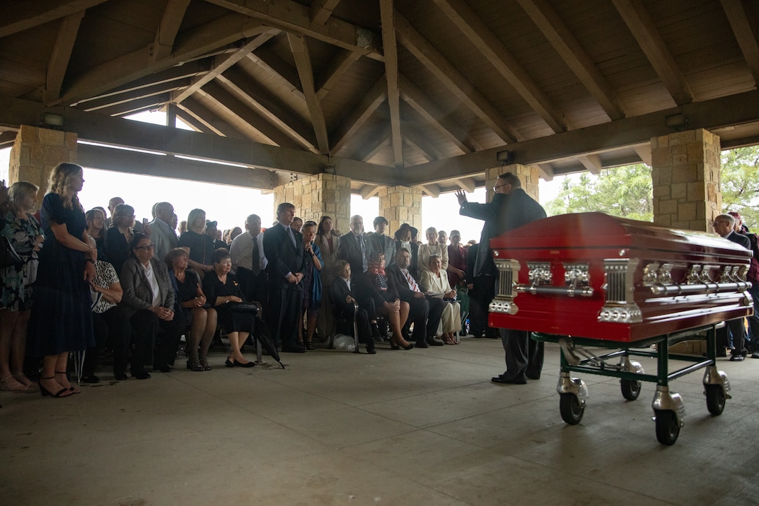 Randy Mohundro, an associate pastor, gives a sermon at the funeral of retired Lt. Gen. Richard E. Carey at Dallas-Fort Worth National Cemetery in Dallas, Texas, May 5, 2025. 



Carey served 38 years in the Marine Corps, serving in both the Korean and Vietnam War. Near the end of his service, Carey led the efforts of Operation Frequent Wind, the final phase in evacuation of American Forces from Saigon City, Vietnam, marking the end of U.S. involvement in the Vietnam War. After his service, Carey continued to help serve his community in different ways, such as participating in the creation of a national monument honoring those who served in the Battle of the Chosin Reservoir and assisting in the construction of the Dallas-Fort Worth National Cemetery. (U.S. Marine Corps photo by Cpl. Isaiah W. Smith)