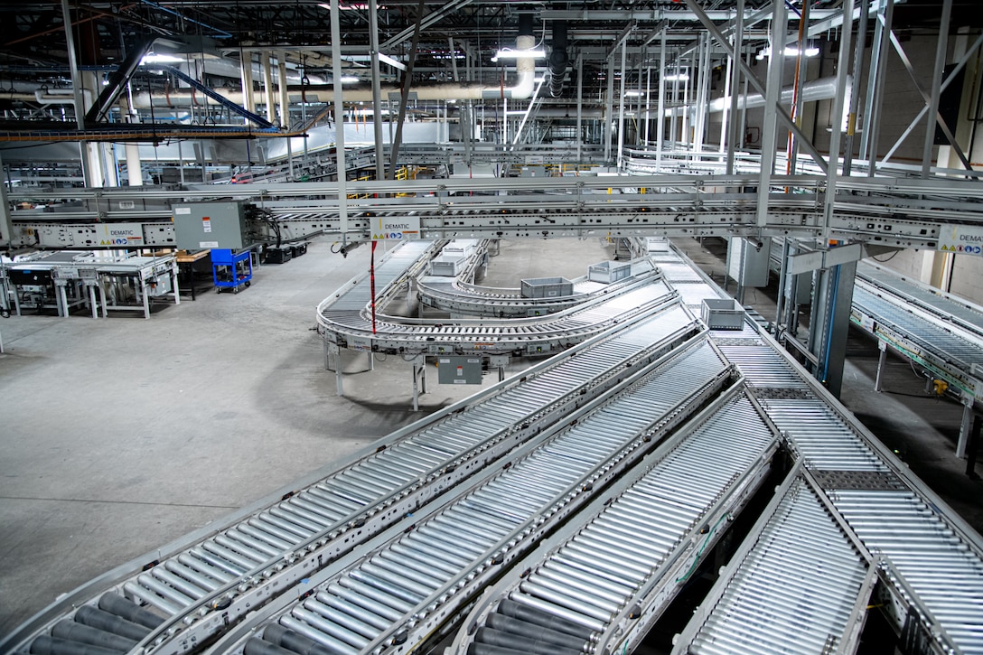 An automated storage and retrieval system at Defense Logistics Agency Distribution Susquehanna, Pennsylvania