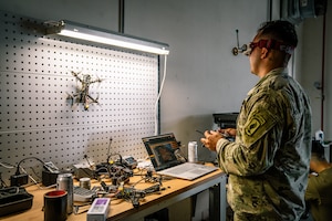 173rd Airborne Brigade Builds Internal FPV Drone Lab to Boost Tactical Edge, Cut Costs