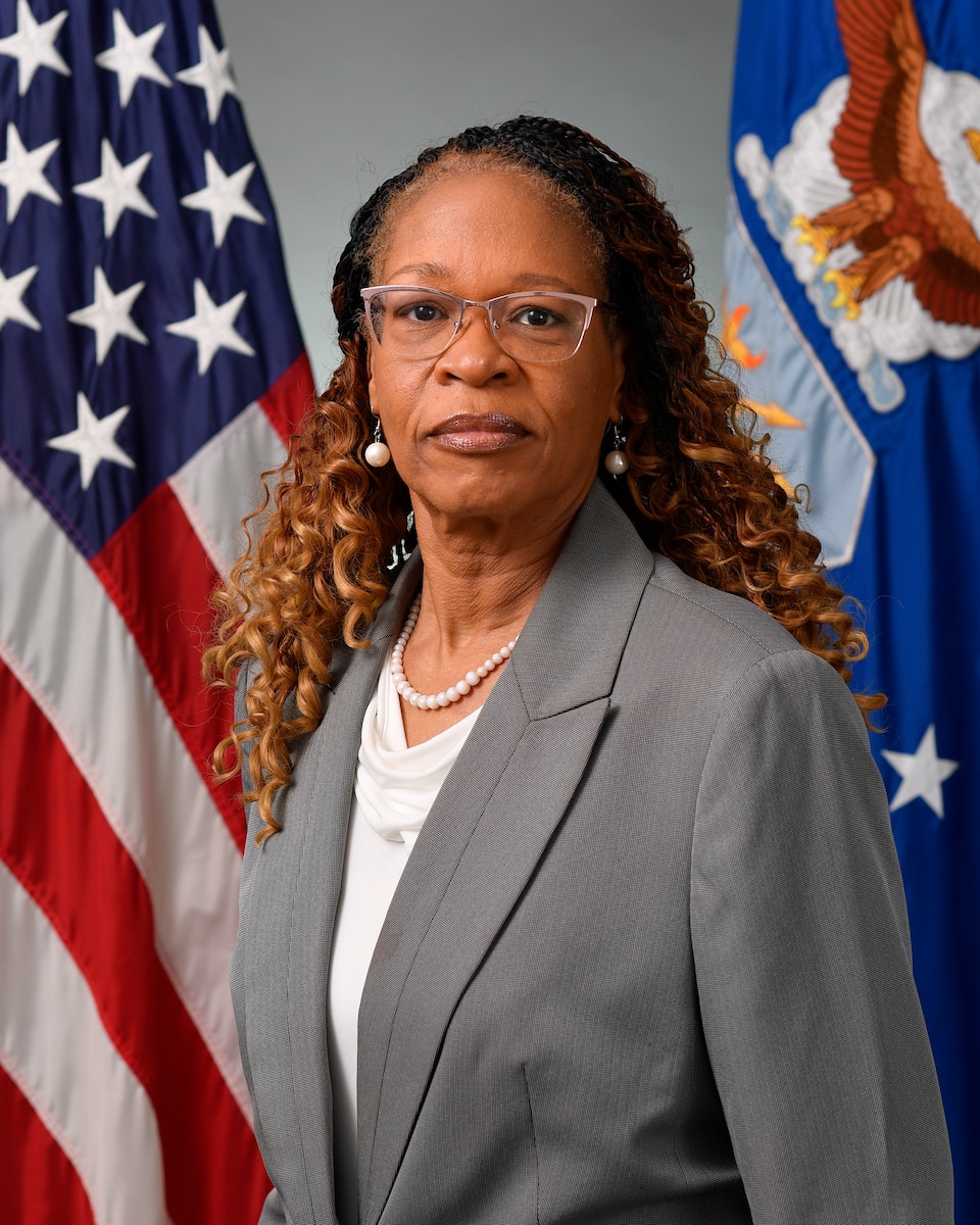 Official portrait of SES Wanda Jones-Heath