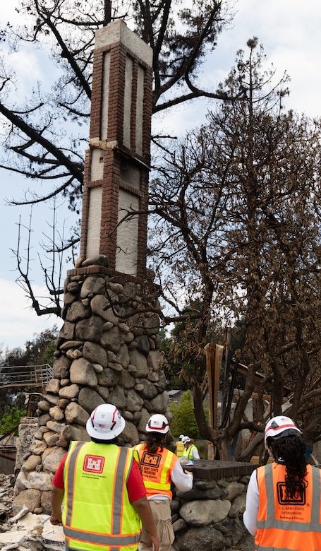 Members of USACE conduct initial debris site surveys for the first batch of non-residential properties approved for USACE debris removal.

USACE is working in partnership with local, state and the Federal Emergency Management Agency in response to the Southern California Wildfires.