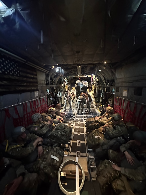 404th Civil Affairs Battalion jumps into Puerto Rico