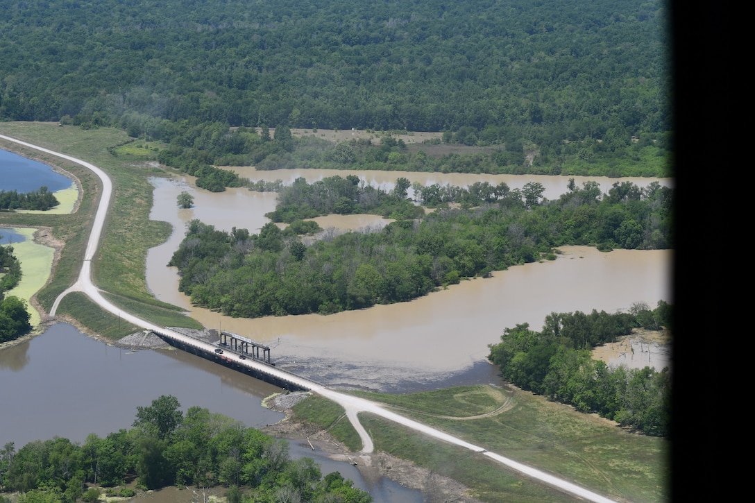 An aerial photo above the Steele Bayou Structure