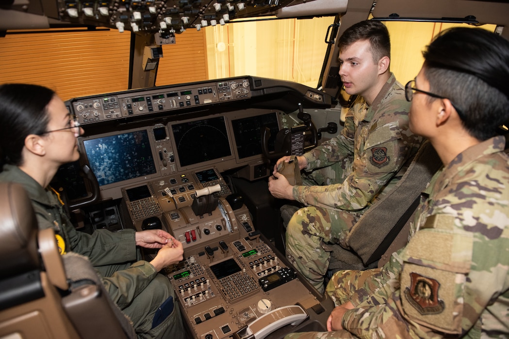 Airman administers tour of flight dekc to cadets