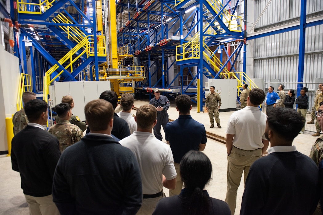 Cadets view an enclosure at aerial port