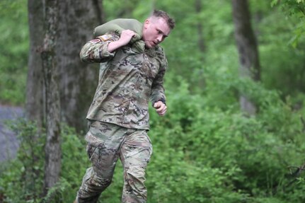 Sgt. Miles Crawford of the Maryland National Guard's 58th Military Intelligence Brigade prepares competes in the Region II Best Warrior Competition at Fort Indiantown Gap, Pennsylvania, May 6, 2025. (U.S. Army National Guard photo by Spc. Annie M. Riley)
