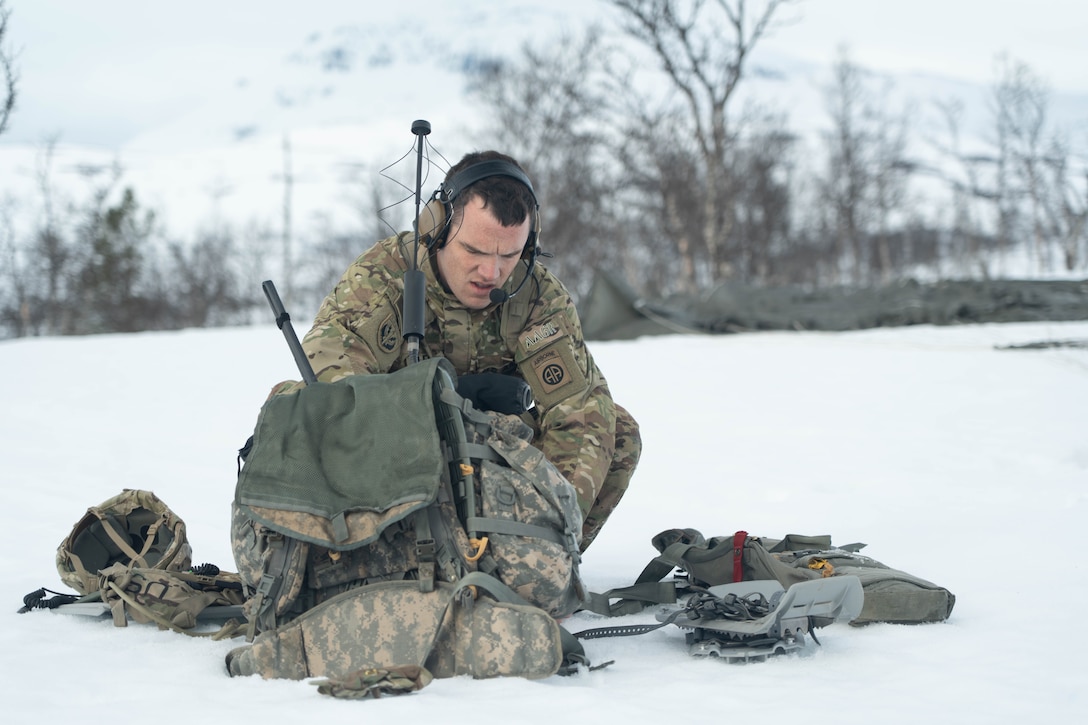 Paratroopers from 82nd ABN DIV conduct integrated Joint Forcible Entry training during DEFENDER 25