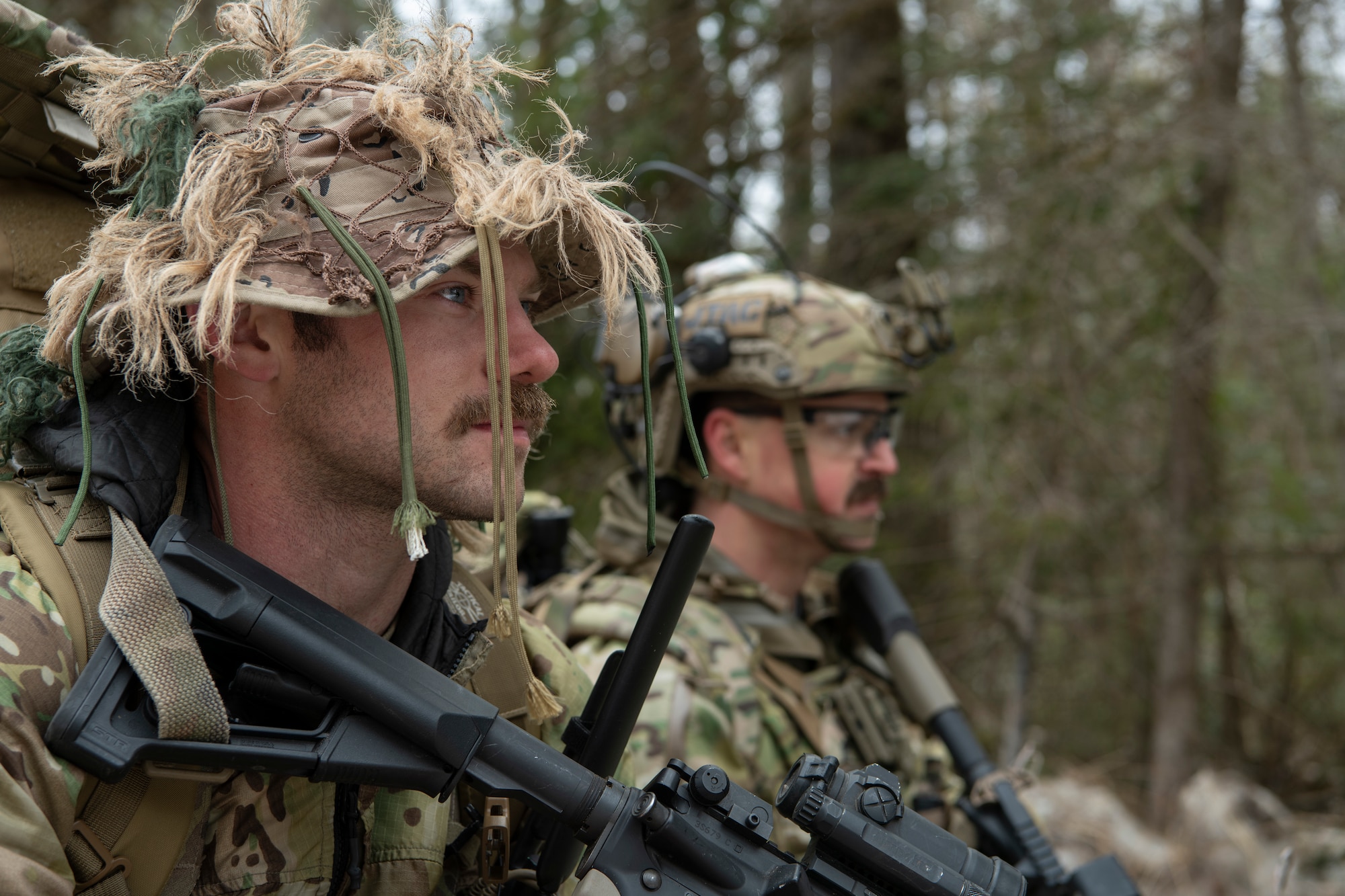 Airmen defend a location