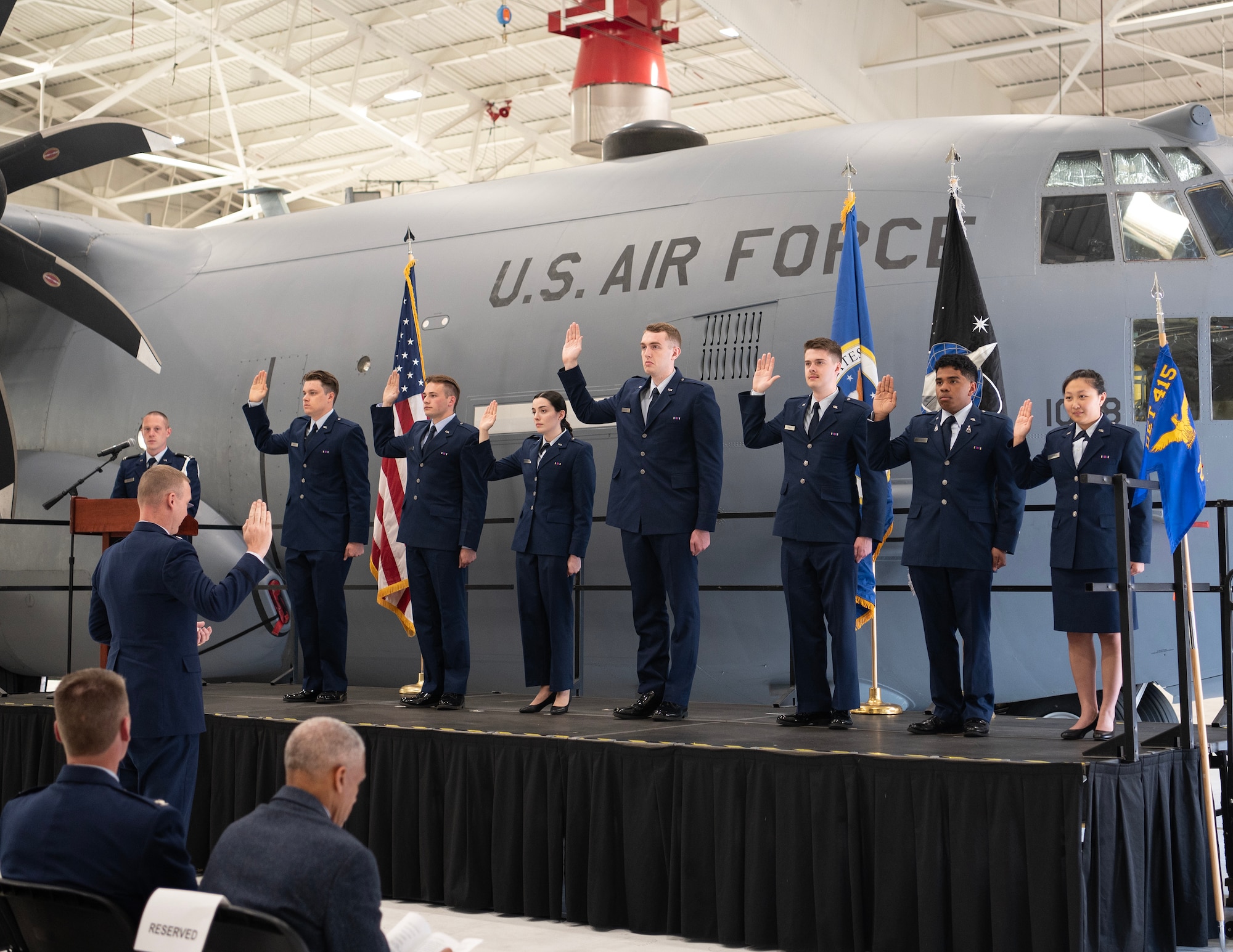 U.S. Air Force cadets from the University of Minnesota’s Air Force Reserve Officer Training Corps Det. 415, recite the oath of office in St. Paul, Minn., May 13, 2025.