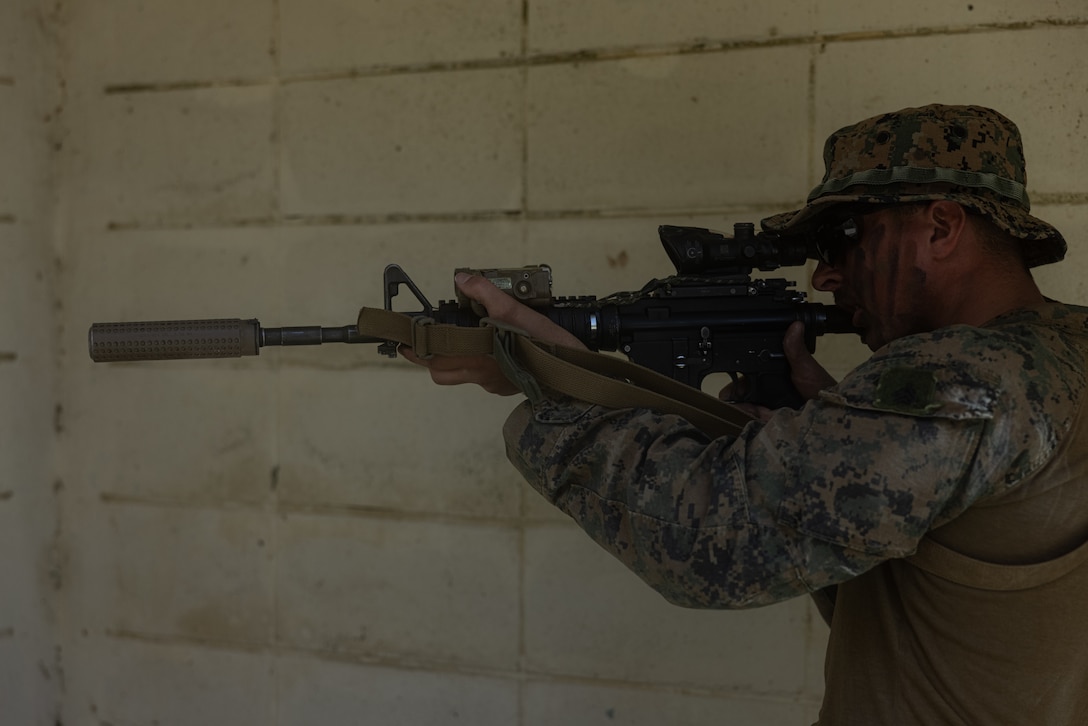 Activated Reserve Marines Conduct Land Navigation during Korea Viper 25.4