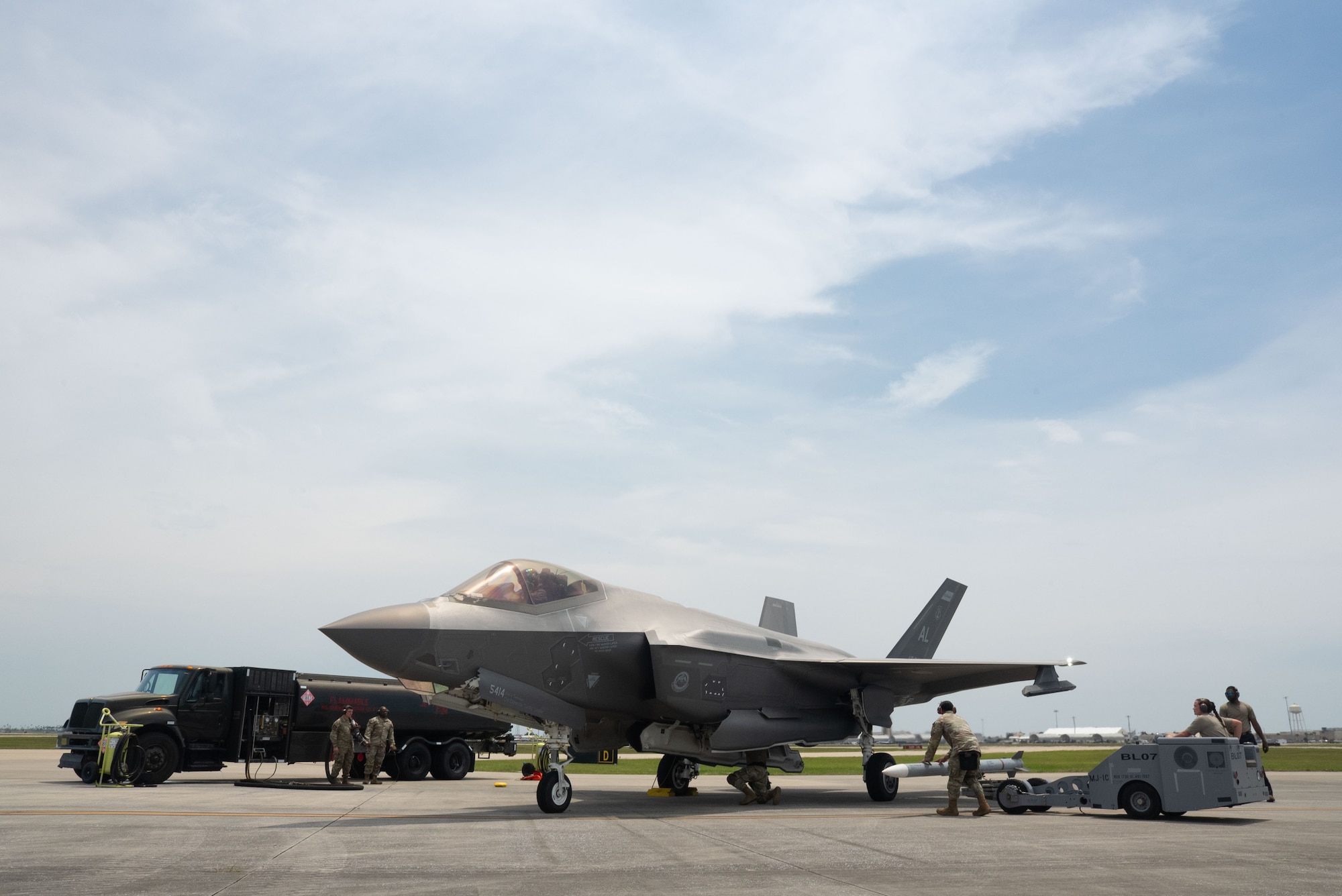 The 187th Fighter Wing performed the first hot integrated combat turn with live munitions for the Weapon System Evaluation Program(WSEP).