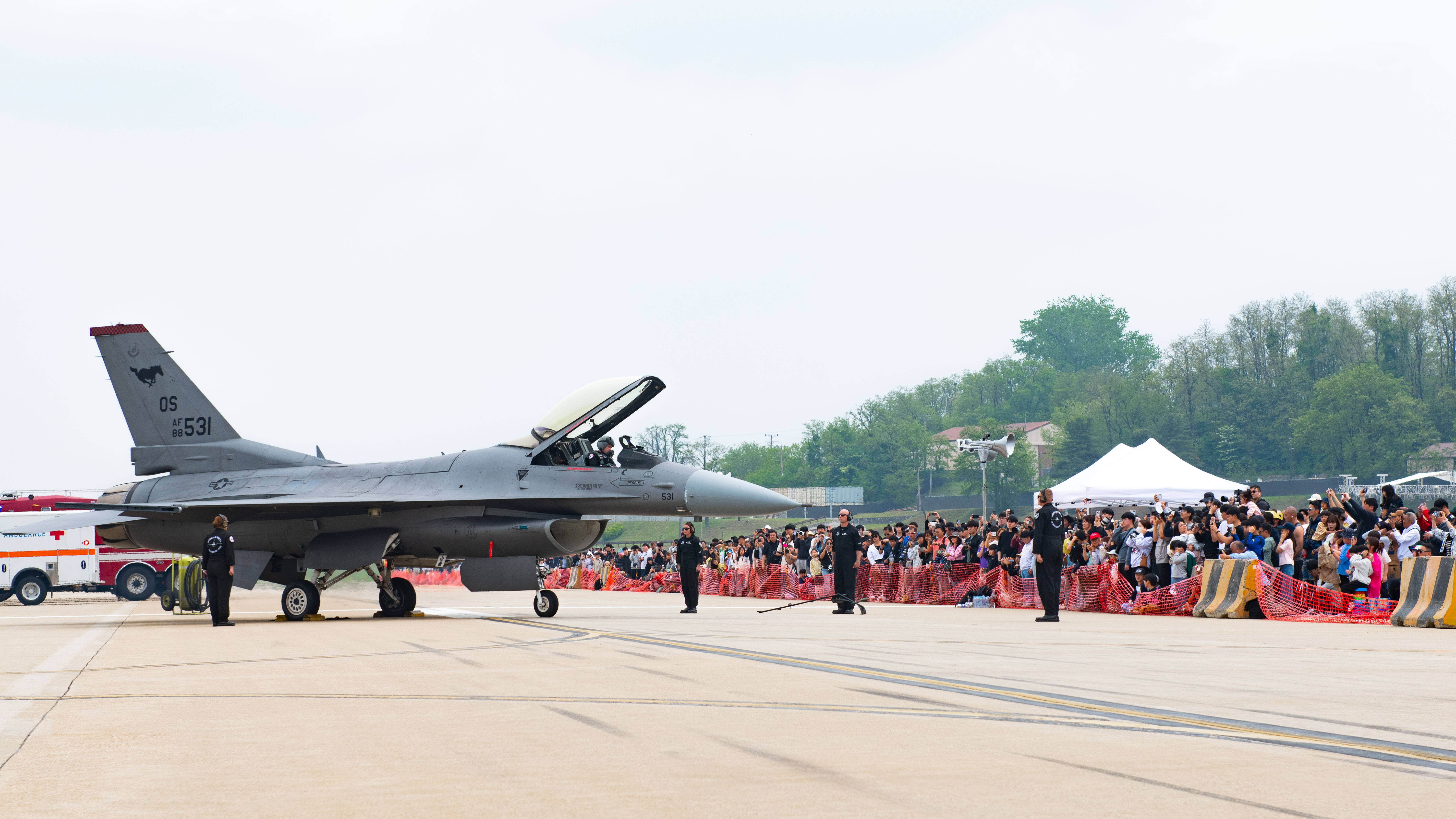 PACAF F-16 Demo Team
