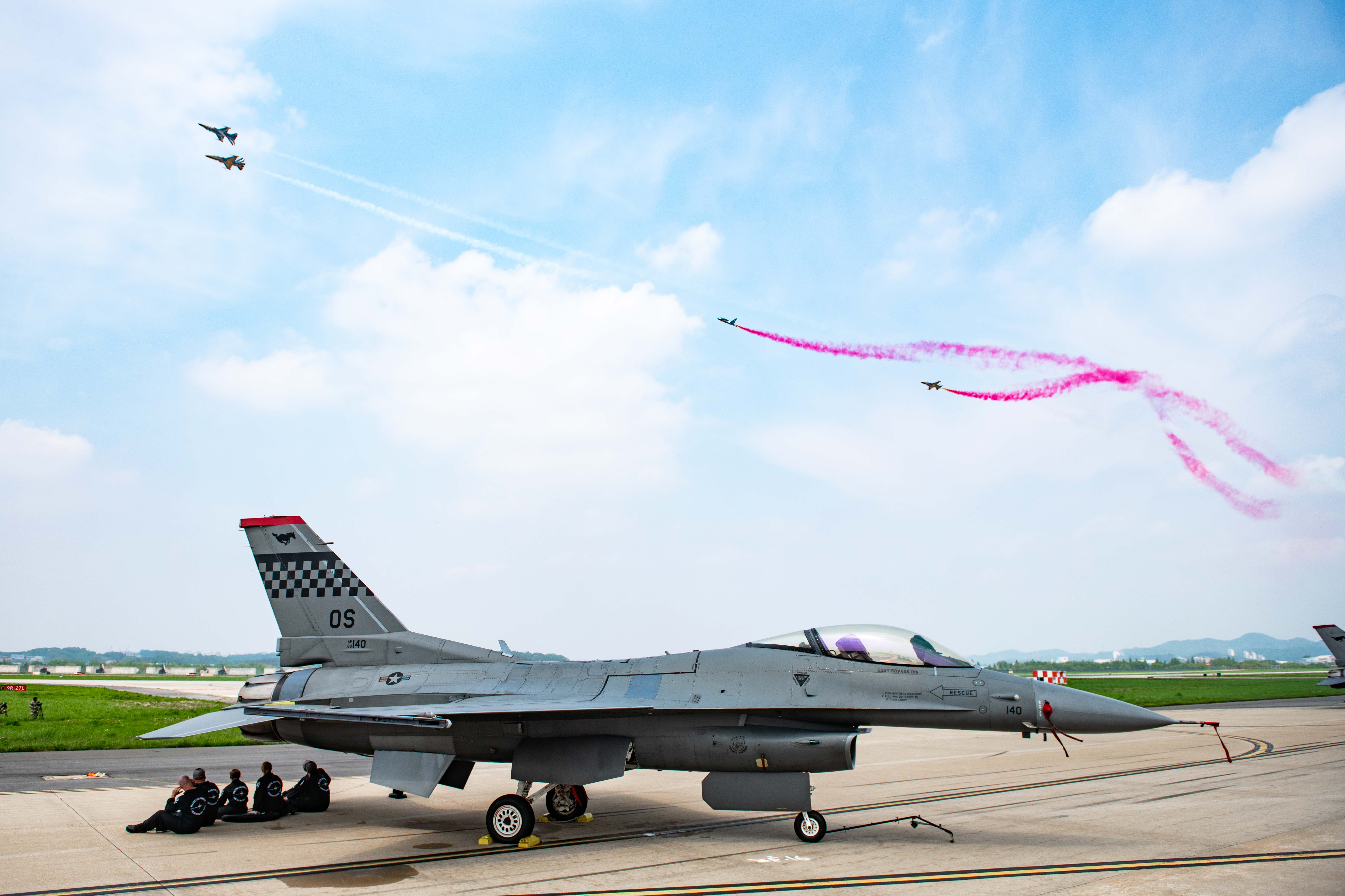 PACAF F-16 Demo Team
