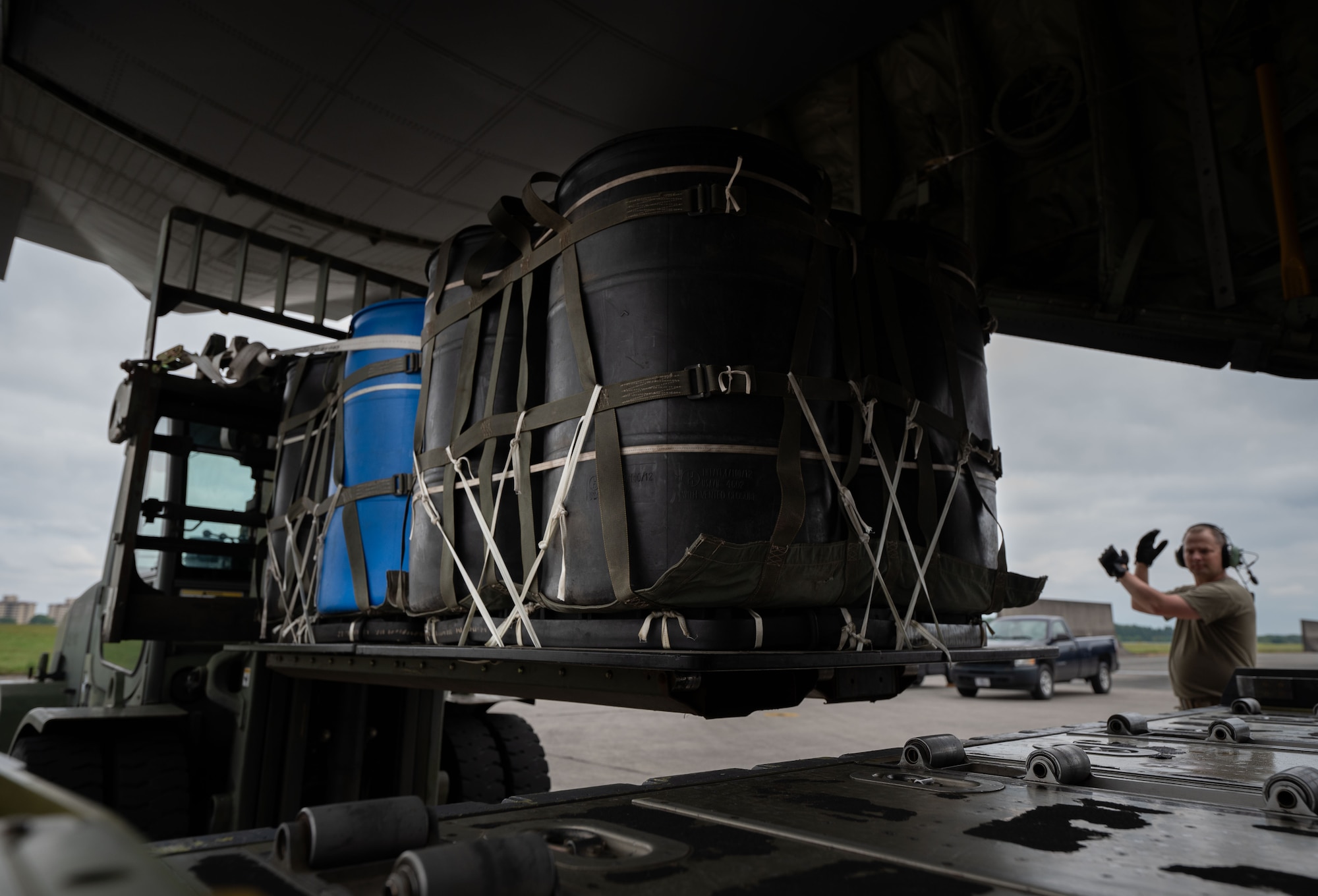 Airman directs cargo