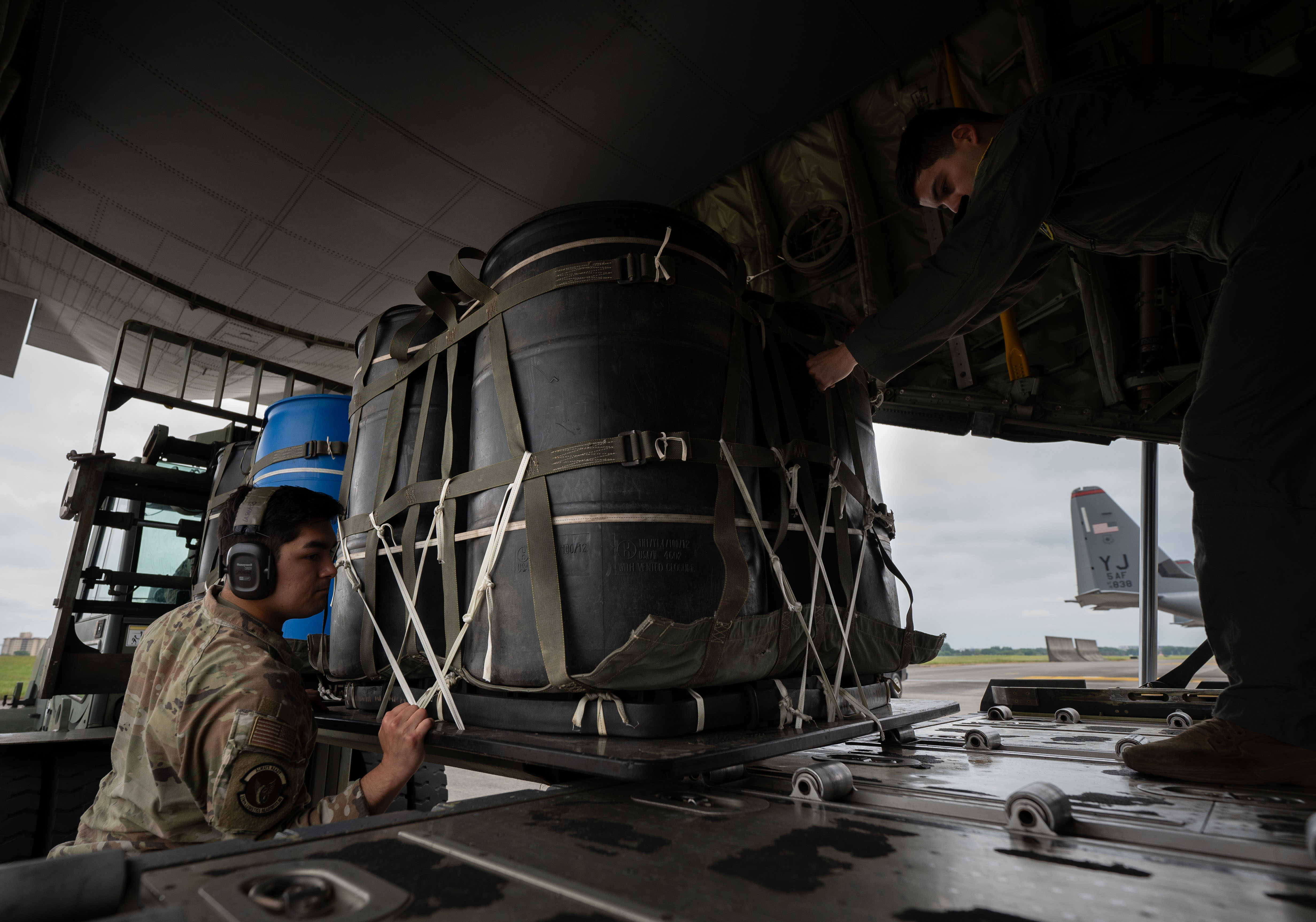 36 AS, 374 LRS innovate airdrop process > Yokota Air Base