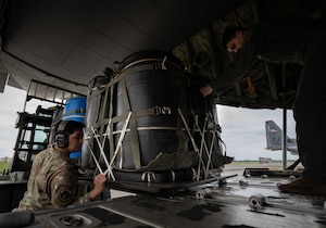 Airman moves cargo