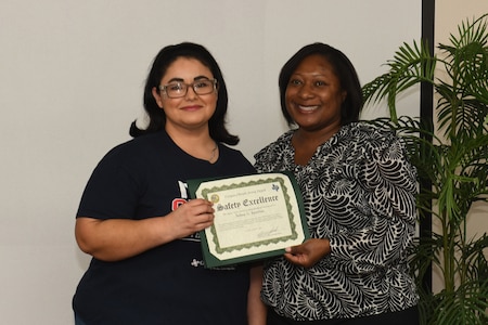 Dalexis Flowers Congratulates Selina Sanchez for Safety Excellence